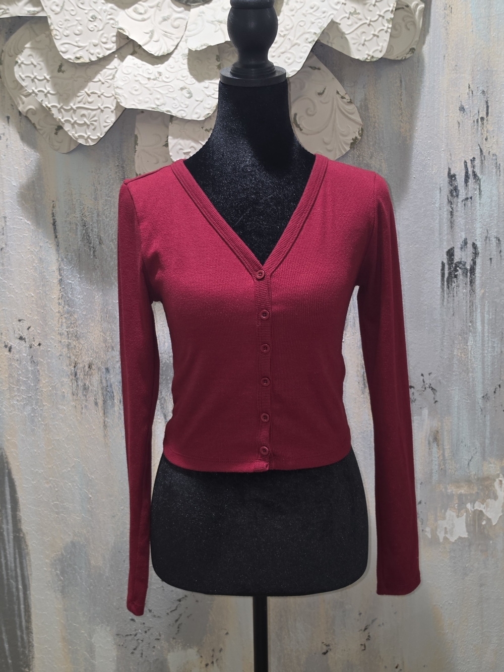 Papaya Wine Red V-Neck Button Cardigan Size Medium